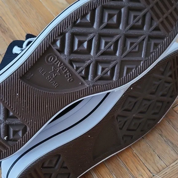 NWOB Converse Chuck Taylor All Star Lift Black Women's 8.5 - Picture 9 of 10